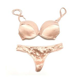 La Perla silk set - Bra 34C/Thong EU38 (S)